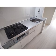 KS🌸初期費用5万円✨敷金ゼロ✨礼金ゼロ✨仲介手数料ゼロ✨フリーレント１ヶ月🏠✨水回りリノベーション✨角部屋♪♪システムキッチン🍳浴室乾燥機👕設備充実✨ − 茨城県
