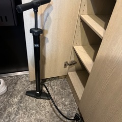 自転車　空気入れの画像