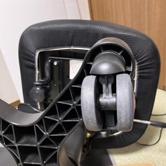 デュオレスト メッシュオフィスチェア DR-7501SP ブラック（ヘッドレスト・肘掛けあり）の画像