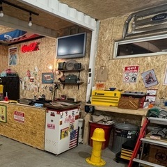 ガレージ内装中