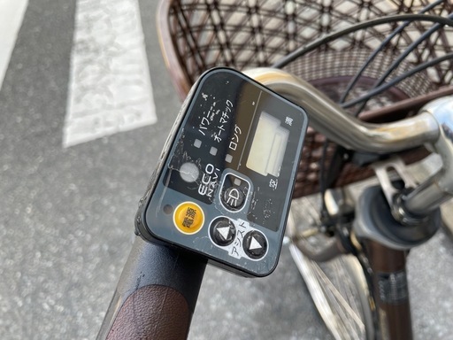 『ＳＡＬＥ　２０％』　電動自転車　美品　パナソニック　２６インチ　８．９ＡＨ　バッテリー　充電器　付き　3変速　茶色　配達可能