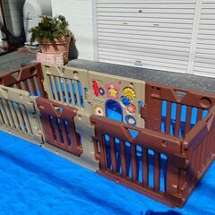 ベビー・子供用品買取販売キッズモール湘南/ミュージカルキッズランドDX/６カ月～３歳半頃/パネル８枚/ドアパネル付きの画像