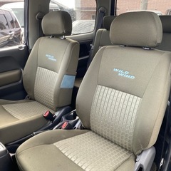 ジムニーが新しく入庫しました✨山遊び・釣り・海など楽しめる車両です🚗外装・内装まだまだ綺麗ですよ✨現車確認大歓迎ですので、お気軽にお問い合わせ下さい☺️の画像