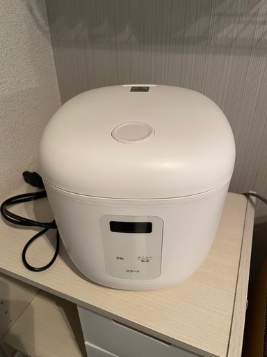炊飯器（4合炊き）