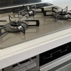 激安59％オフ！テレビ通販や家電量販店やネット,どこよりも安くご提供します！新品メーカー直送品2024年製リンナイビルトインコンロMytone ガラストップ！の画像