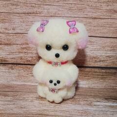 小さなマルチーズ姉妹　　羊毛の画像