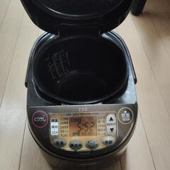 炊飯器の画像