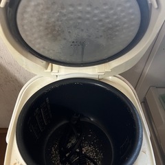 (訳あり)炊飯器
の画像