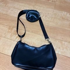フェイクレザーミニショルダーバッグ黒