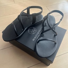 【新品未使用】BEAUTY&YOUTH バックストラップサンダル...