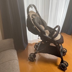 コンビベビーカー　スゴカルの画像