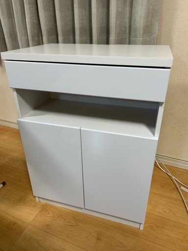 棚　電話線やWi-Fiを隠せる棚