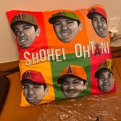 正規品　本物　非売品　大谷翔平 枕 クッション ピロー 座布団 Pillow Cushion ロサンジェルス エンジェルス Ohtani Los Angelsの画像