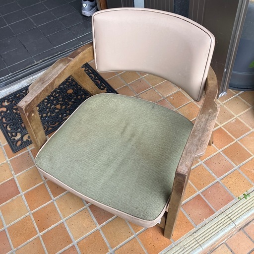 軍払い下げ品チェアー2300円
