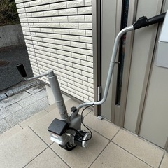電動ドーリー、電動ムーバー、トレーラードーリーの画像