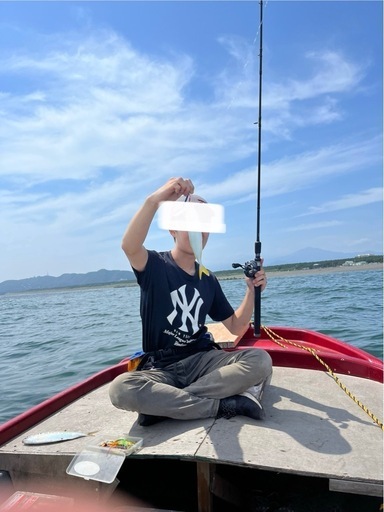 神奈川県　11ft免許不要ボート　プレジャーボート　スズキ2馬力船外機付き
