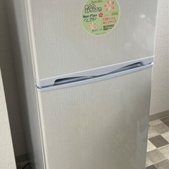2021年製　冷蔵庫　138L