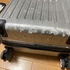 ミニスーツケースの画像