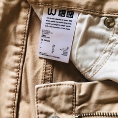 レディース　ベージュパンツ　の画像