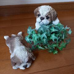 犬の置物、花瓶、造花、入溶剤セット、まとめ売りの画像