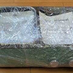 電気調理器具。未使用の画像