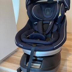 ⭐︎決まりました⭐︎コンビ ISOFIX 回転式 チャイルドシート 