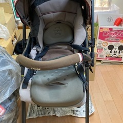 コンビベビーカー