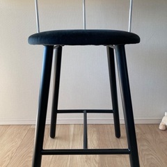 カウンター用のイス2脚