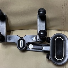 車のクリップ式携帯ホルダー　
の画像
