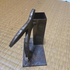 金属製　アート製品　ウサギの画像