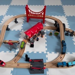 　木製鉄道玩具　
Hape 🚂の画像