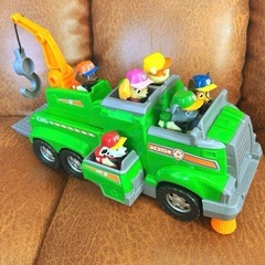 パウ・パトロール アルティメットクルーザー
