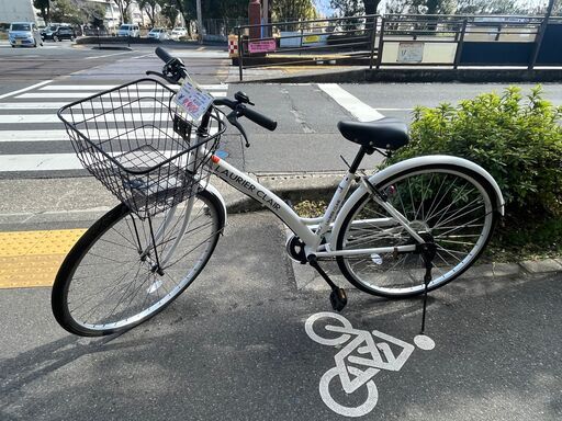 【リサイクルショップどりーむ鹿大前店】No.79　自転車　ママチャリ　白色　超美品　6段ギア付き　鍵付き　ベル付き　LEDライト付き