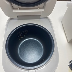 炊飯ジャー3号炊き
の画像