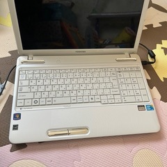 ノートパソコンの画像