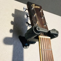 細身で小ぶり！弾きやすいアコースティックギターの画像