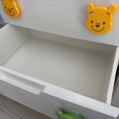プーさんチェスト4段　左　の画像