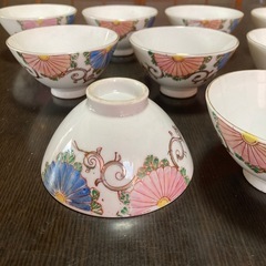 アンティークお茶碗×9客　菊紋　水色　ピンク　金彩　箱無し
