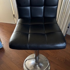 カウンターチェア2脚セット(取りに来ていただける方)の画像