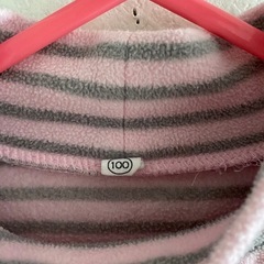 100 女の子　フリース　トップスの画像