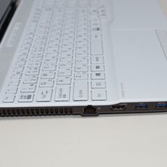 中古良品ノートパソコン 富士通 AH42/E1 Windows11+office AMD Athlon Gold/メモリ8GB/爆速SSD256GB/15.6インチ/無線/DVDマルチ/WEBカメラ