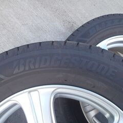 スタッドレスタイヤ　ブリヂストン　ＢＬＩＺＺＡＫ　ＶＲ３　５穴アルミ　４本セット　アルファード・ヴェルファイア・クラウン・エスティマ・ビアンテ等の画像
