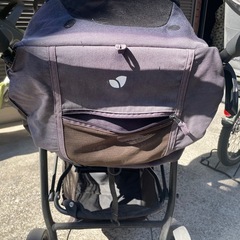 joie ベビーカーの画像