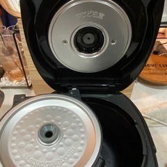 タイガーのIH炊飯器「炊きたて」シリーズ（型番：JKT-B103）です。 5.5合炊き【美品】炊飯器　　　　　【値下げ】11000円→8800円の画像