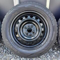 2022年製 トヨタ アクア等　スタッドレスタイヤ4本セット DUNLOP　ダンロップ ウィンターマックスの画像