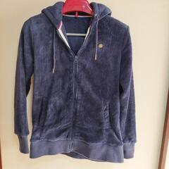 ネイビーのボア厚手パーカーМ〜Lサイズ