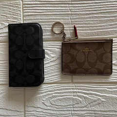 コーチCOACHシグネチャーiPhone13mini手帳型ケース...