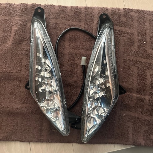 v125sフロントLEDライト