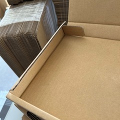 A5サイズ  3cmダンボール 700枚 ゆうパケット・クリックポスト梱包 定形外 規格内 メール便 ゆうパケットポスト 小型 小物 段ボール の画像