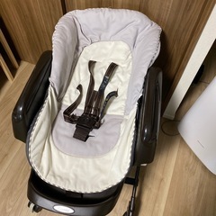 電動スイング　ネムリラ　コンビ　ハイローチェアの画像